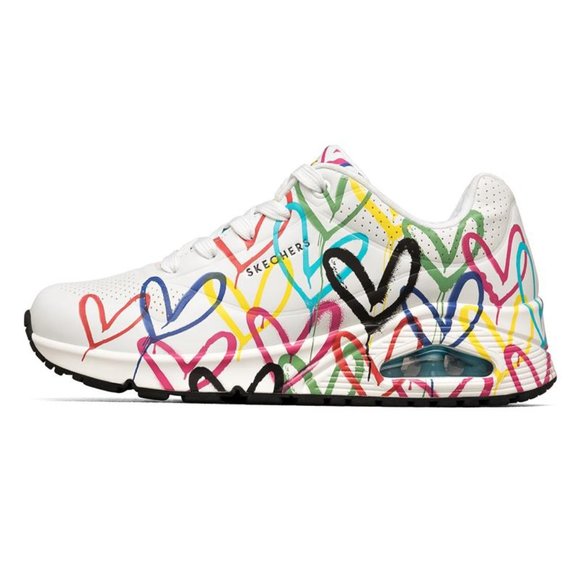 sports shoes